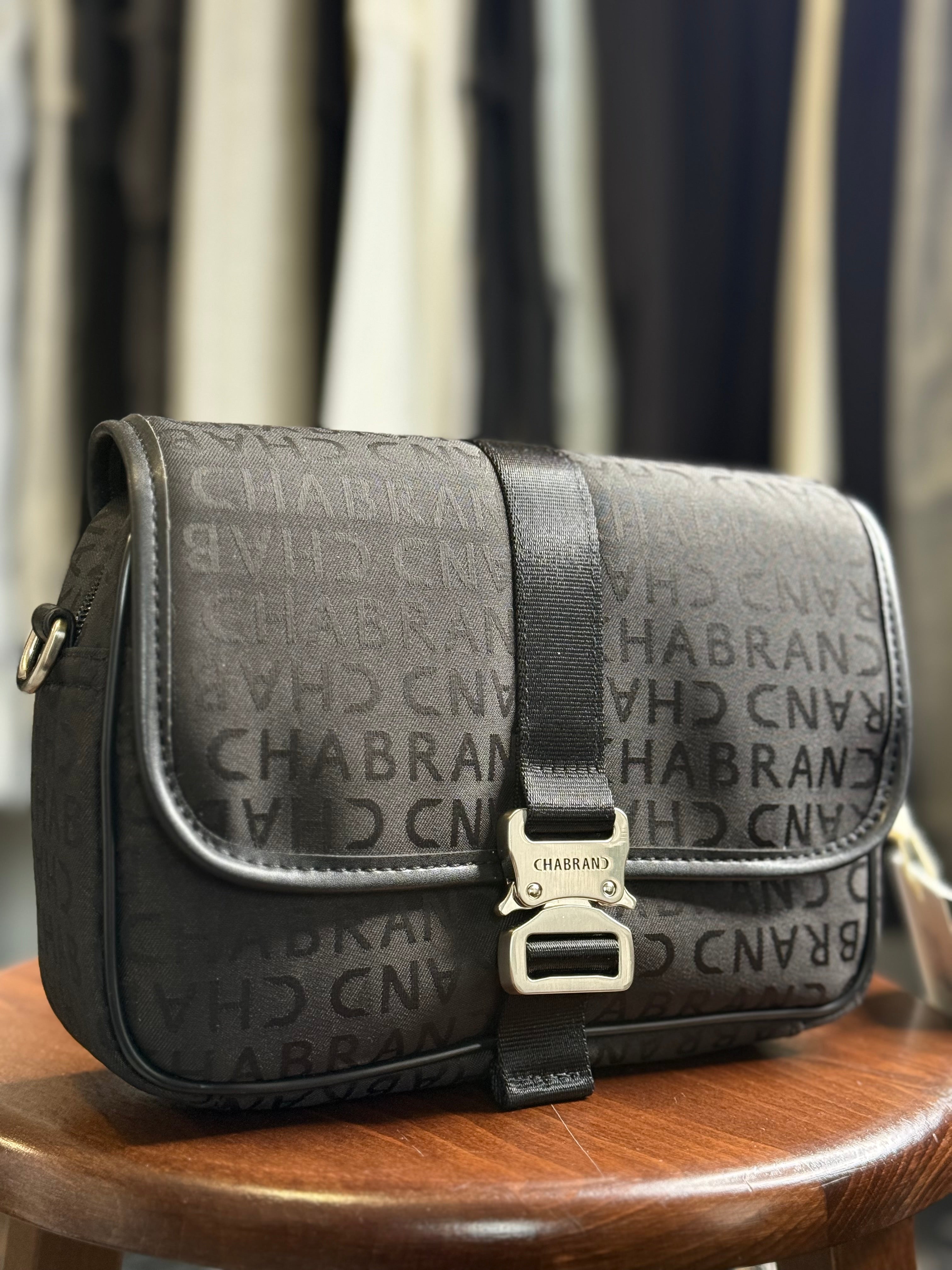 Sacoche à rabat, bandoulière à rabat TB CHABRAND NOIR | LYON