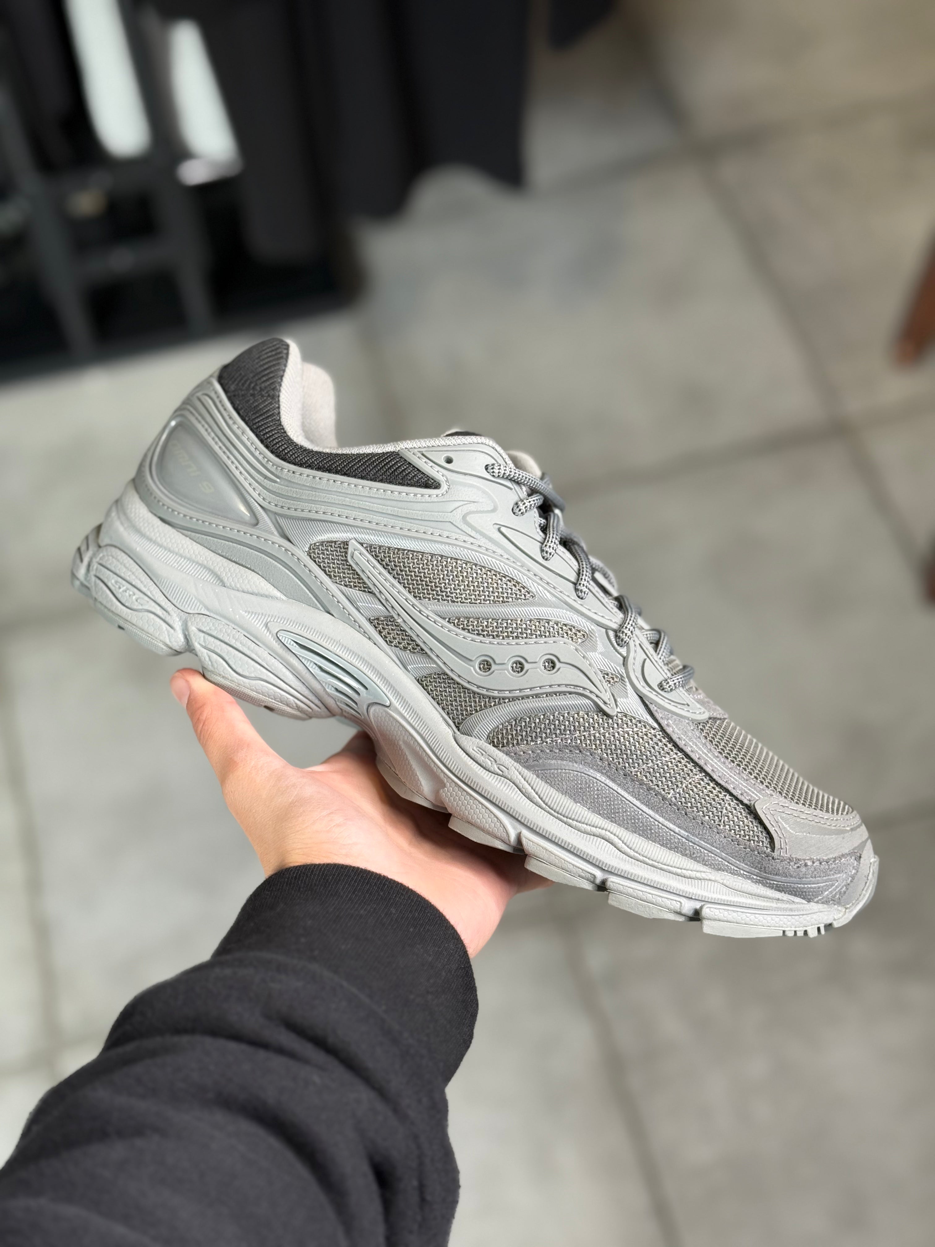 Saucony Progrid Omni 9 full Gris| Lyon