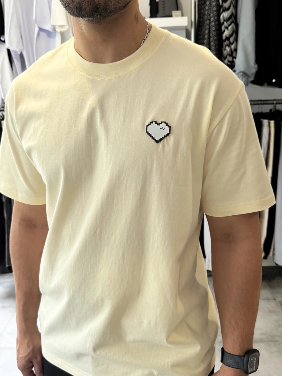 T-shirt jaune mini coeur