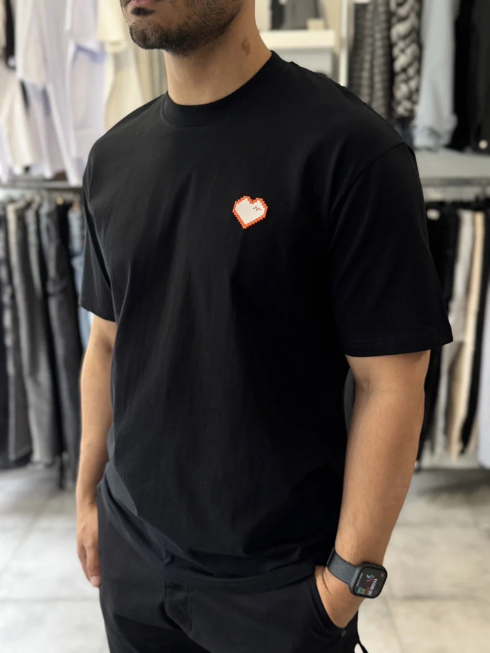 T-shirt noir mini coeur