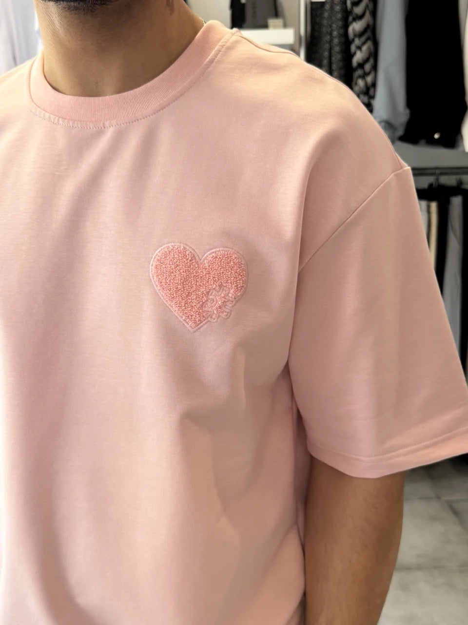 T-shirt rose coeur brodé puzzle