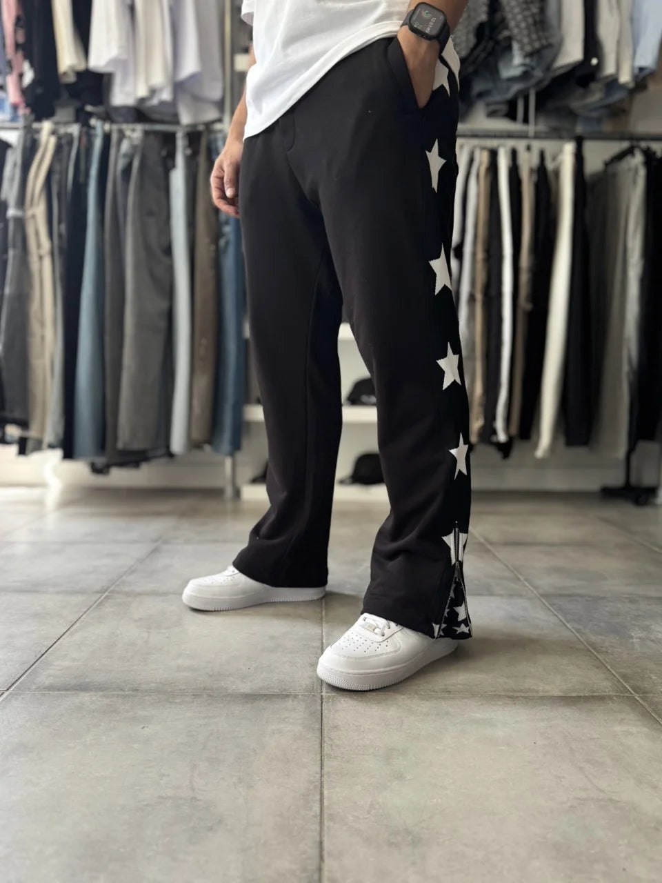 Pantalon jogging noir imprimé étoiles avec fermeture éclair