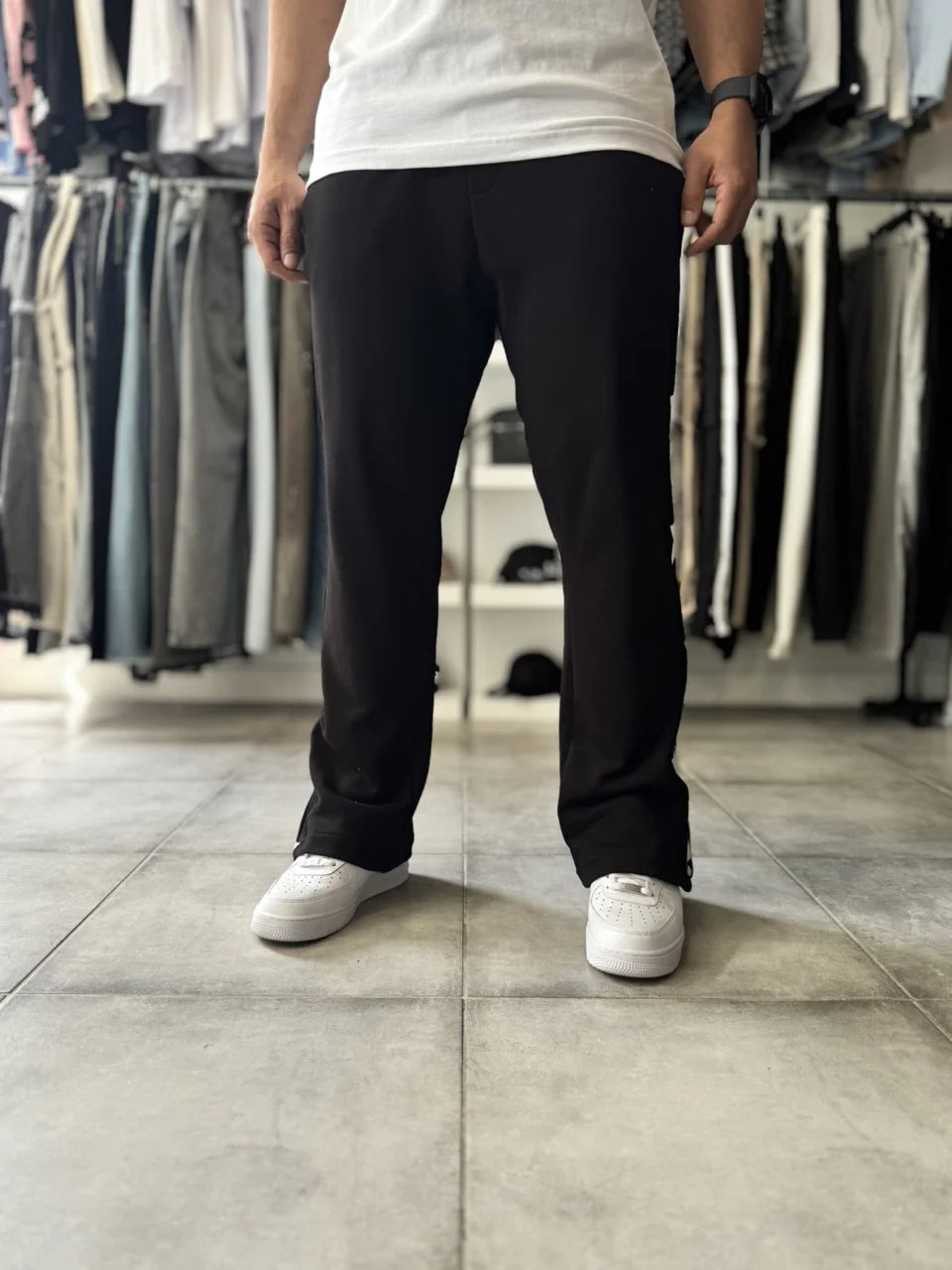 Pantalon jogging noir imprimé étoiles avec fermeture éclair