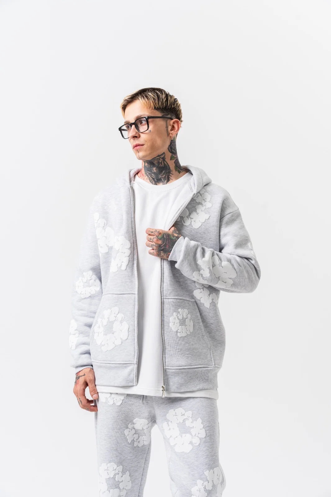Ensemble jogging à FLEURS veste à capuche et pantalon Gris / Blanc | Lyon