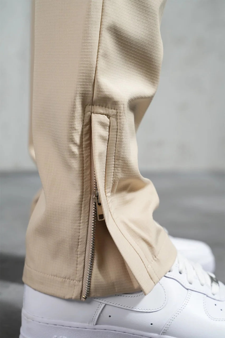 Pantalon cargo fermeture éclair de couleur Beige | Lyon