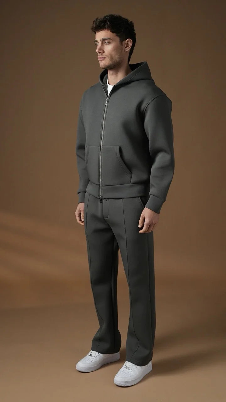 Ensemble basique aspect néoprene de couleur anthracite pantalon coupe droite et veste | Lyon