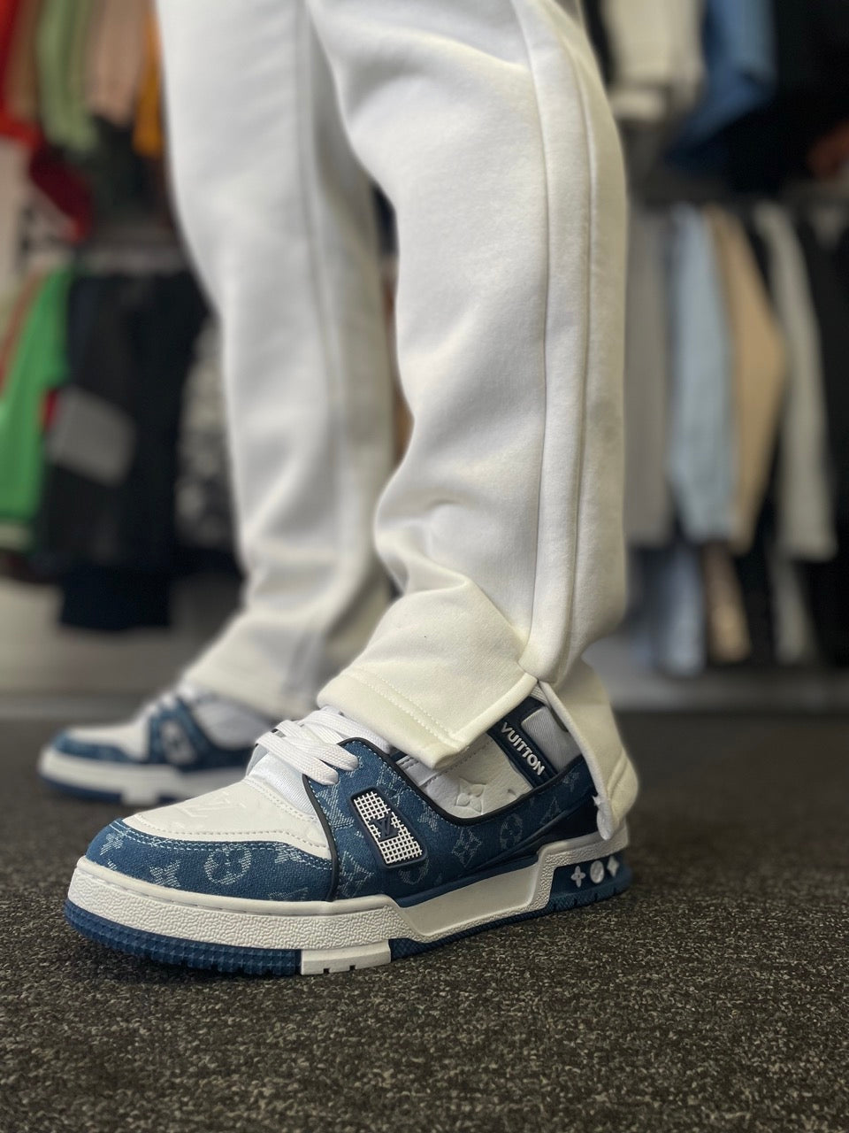 Pantalon jogging blanc avec fente cheville Adj