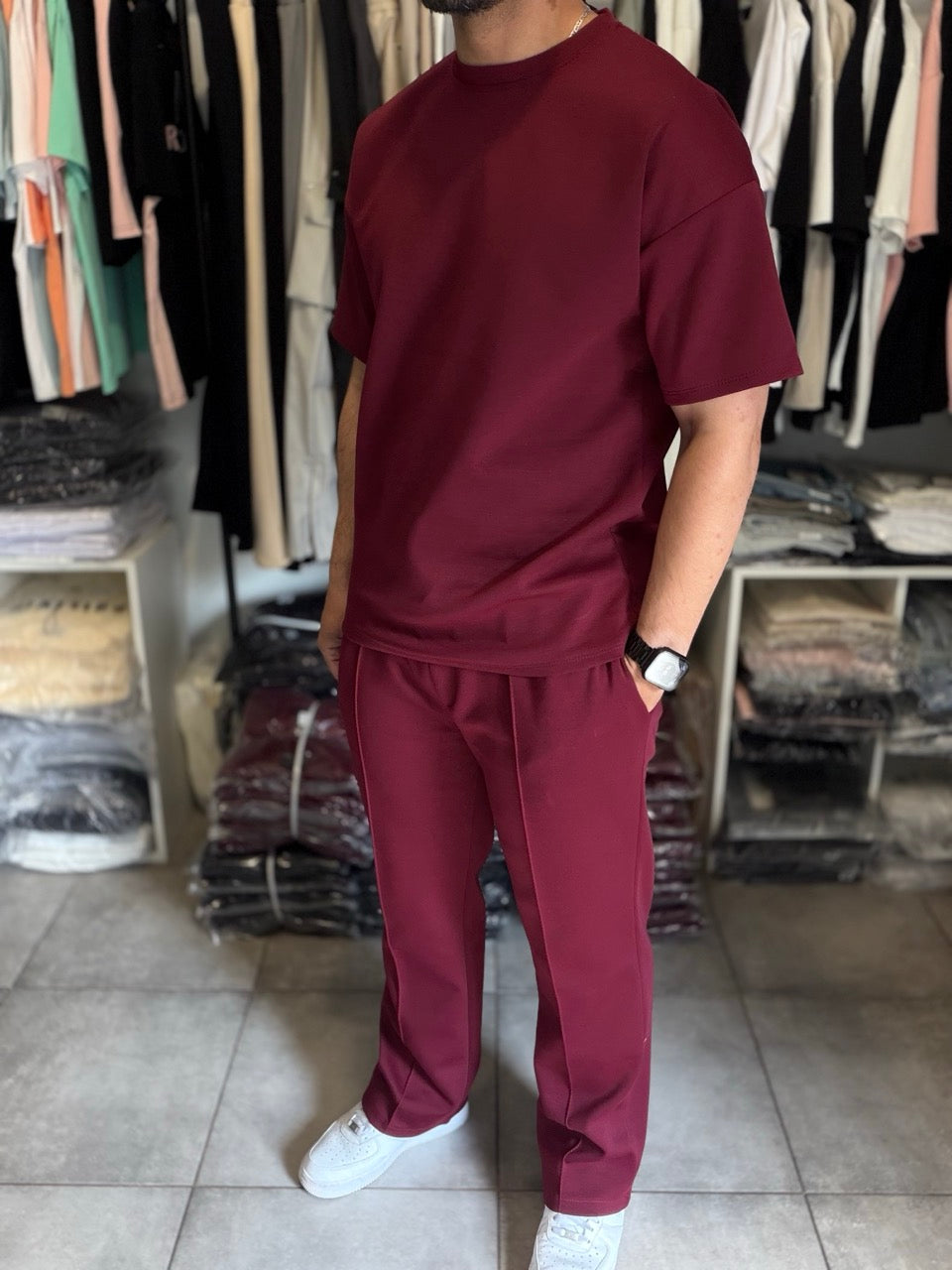 Ensemble oversize t-shirt demi-manche Pantalon coupe droite bordeaux GASHIA | Lyon