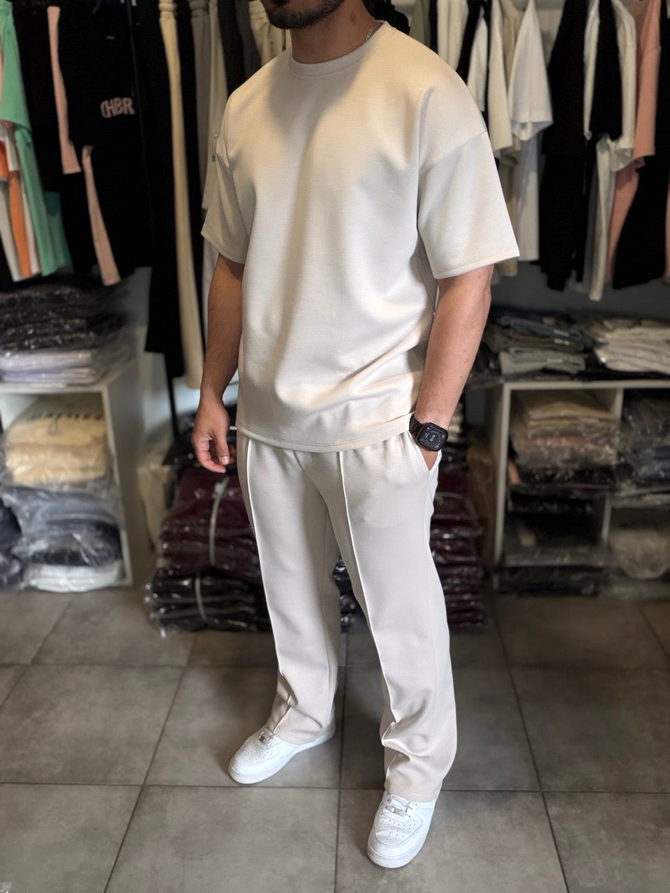 Ensemble oversize t-shirt demi-manche Pantalon coupe droite beige GASHIA | Lyon