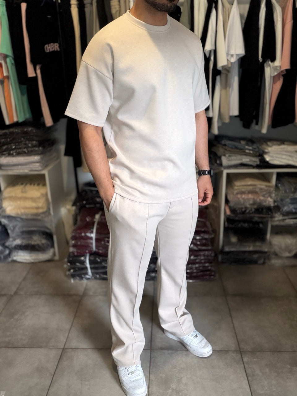 Ensemble oversize t-shirt demi-manche Pantalon coupe droite beige GASHIA | Lyon