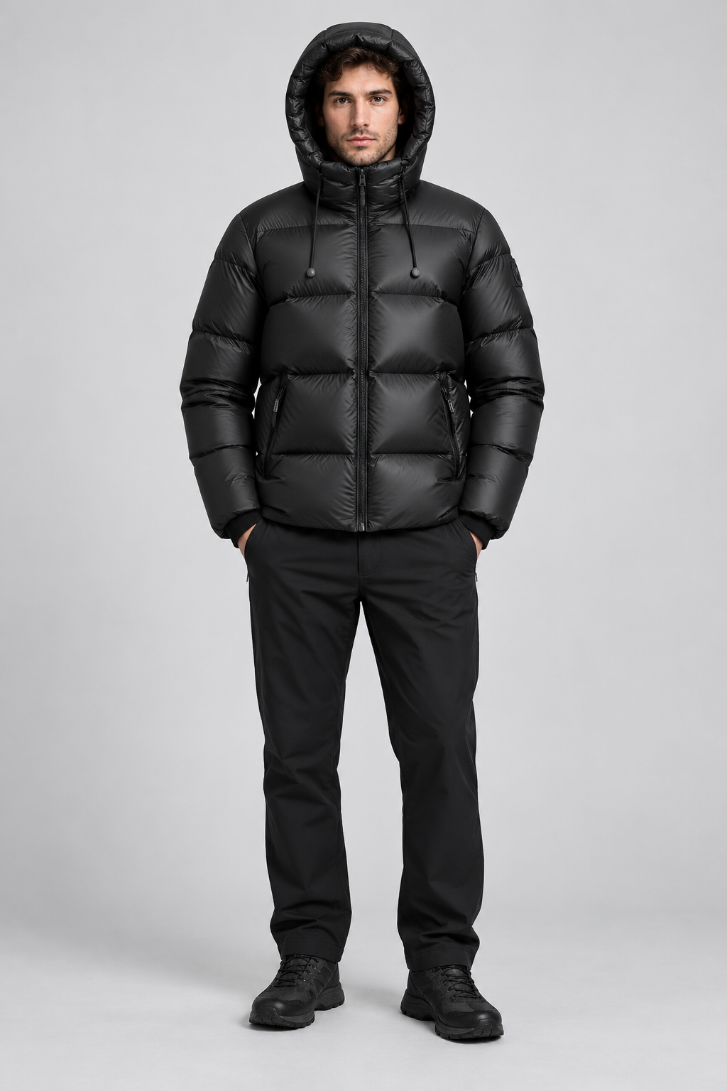 Doudoune PARAGOOSE GOLD noire portée – vue de face