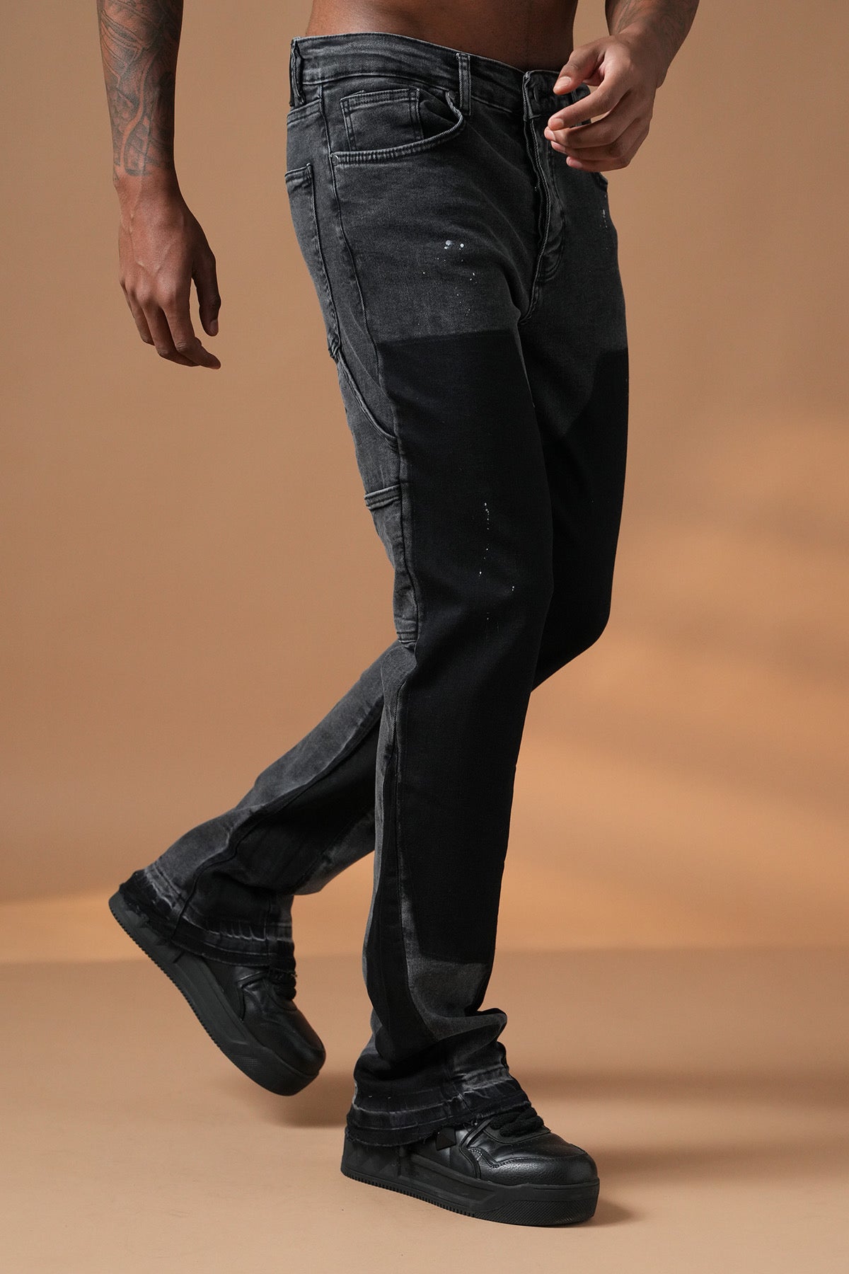 Jean évasé (Flare) Noir Déchir