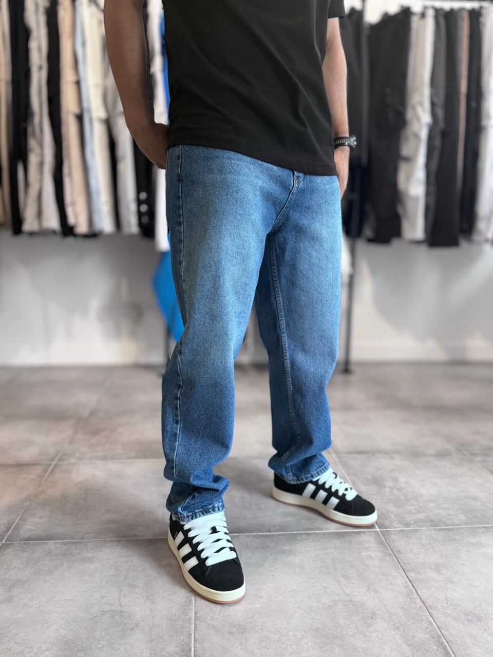 Pantalon Jean coupe droite large baggy bleu jean