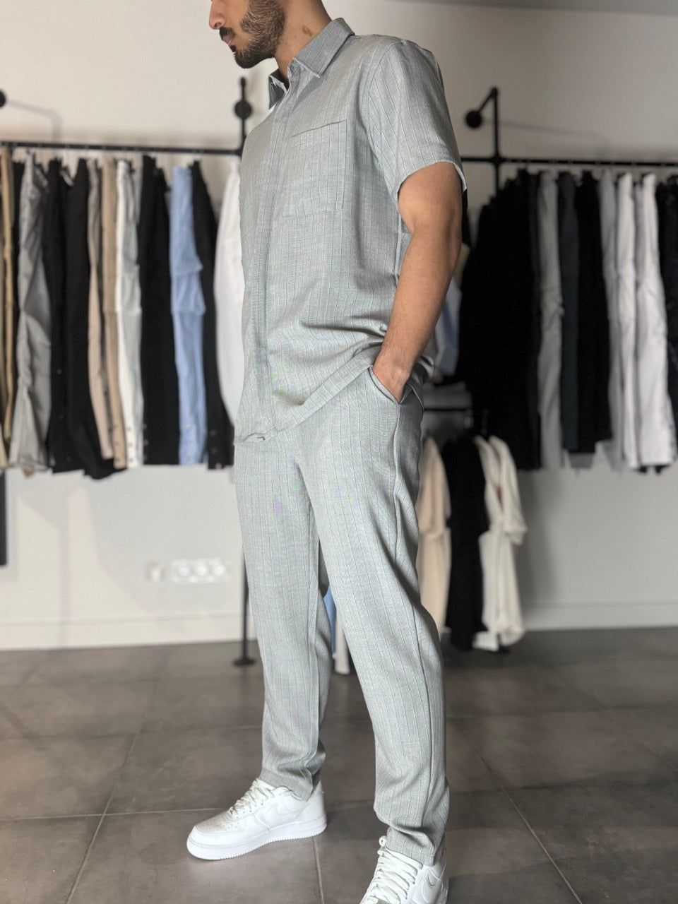 Ensemble gris chemise pantalon fluide