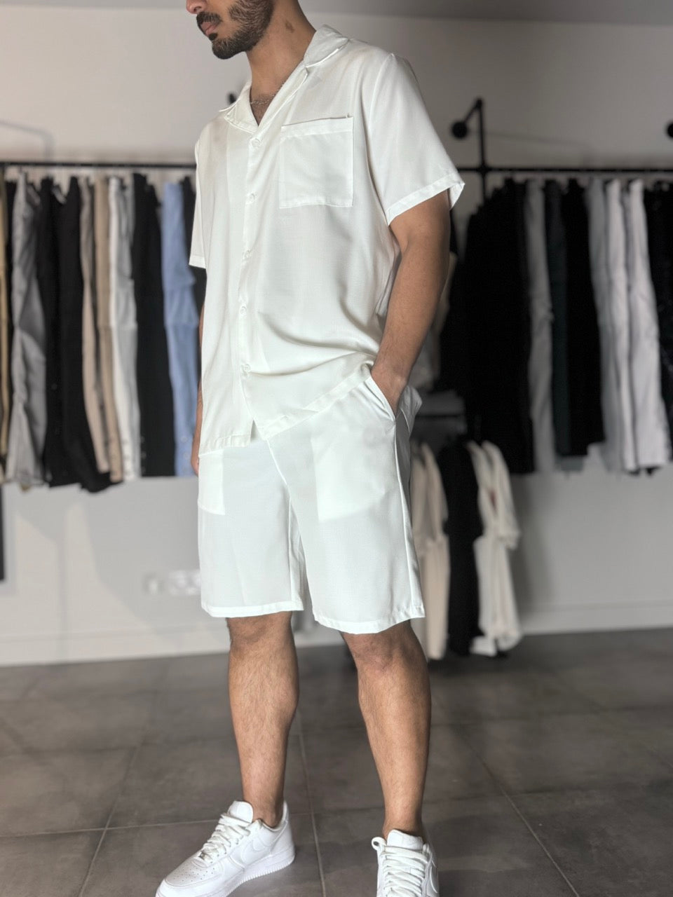 Ensemble Blanc décontracté chemise et short léger