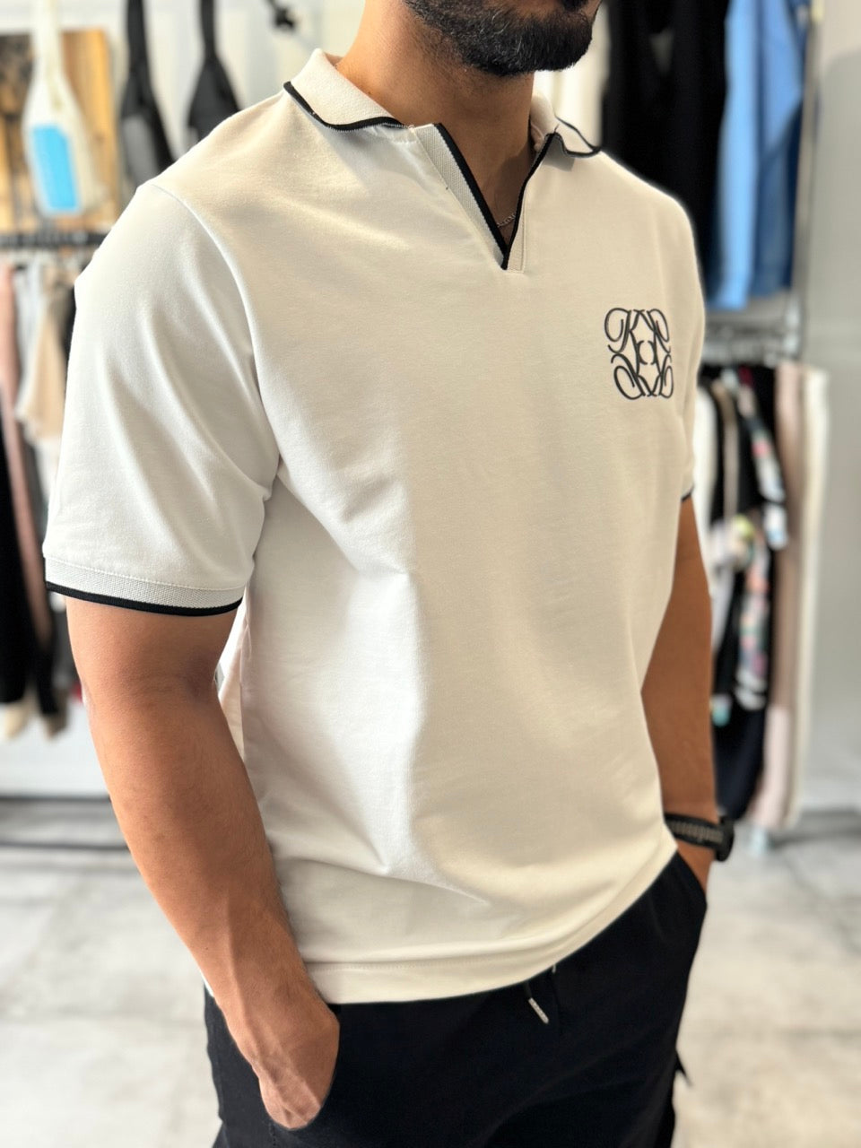 Polo AMA col V Blanc