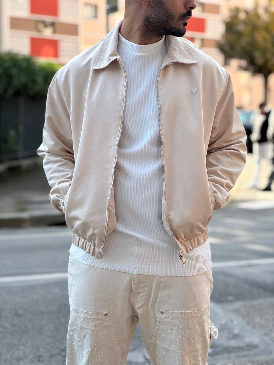 Veste CLASSY simple beige avec petit coeur