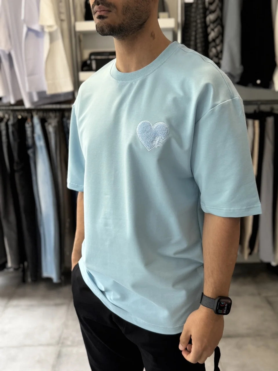 T-shirt bleu coeur brodé puzzle