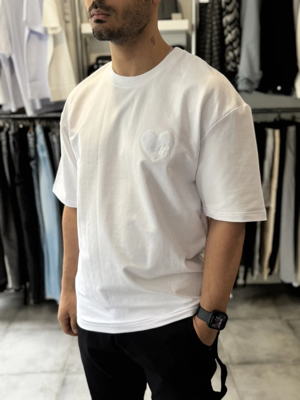 T-shirt blanc coeur brodé puzzle
