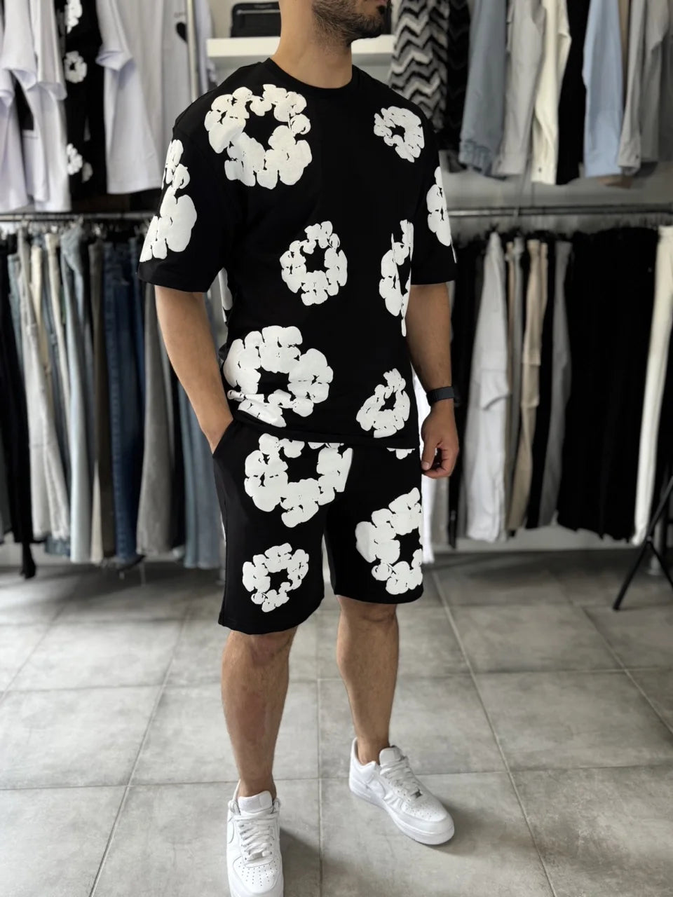 Ensemble à fleurs t-shirt short noir