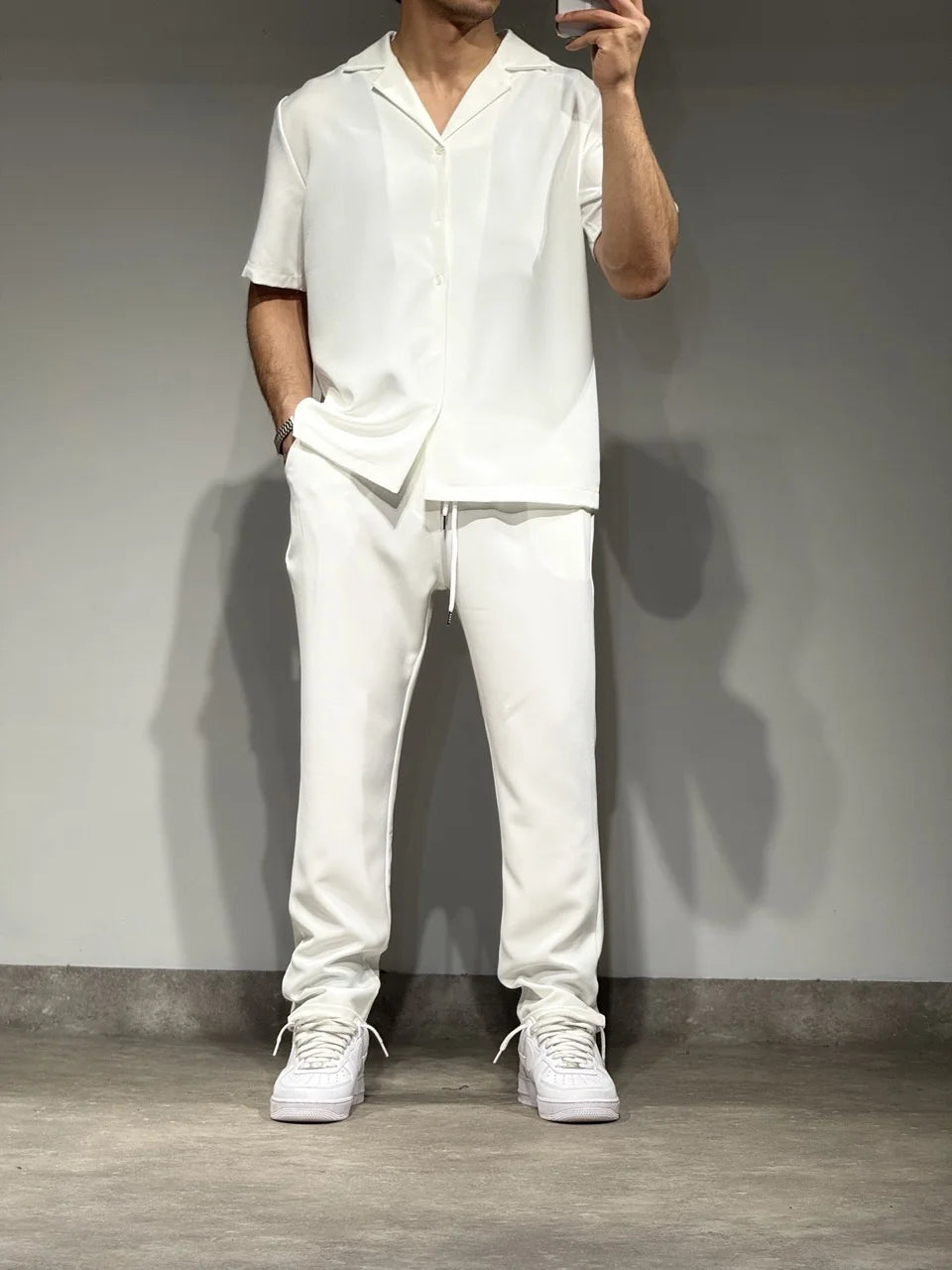 Ensemble classique chemise manches courtes pantalon blanc