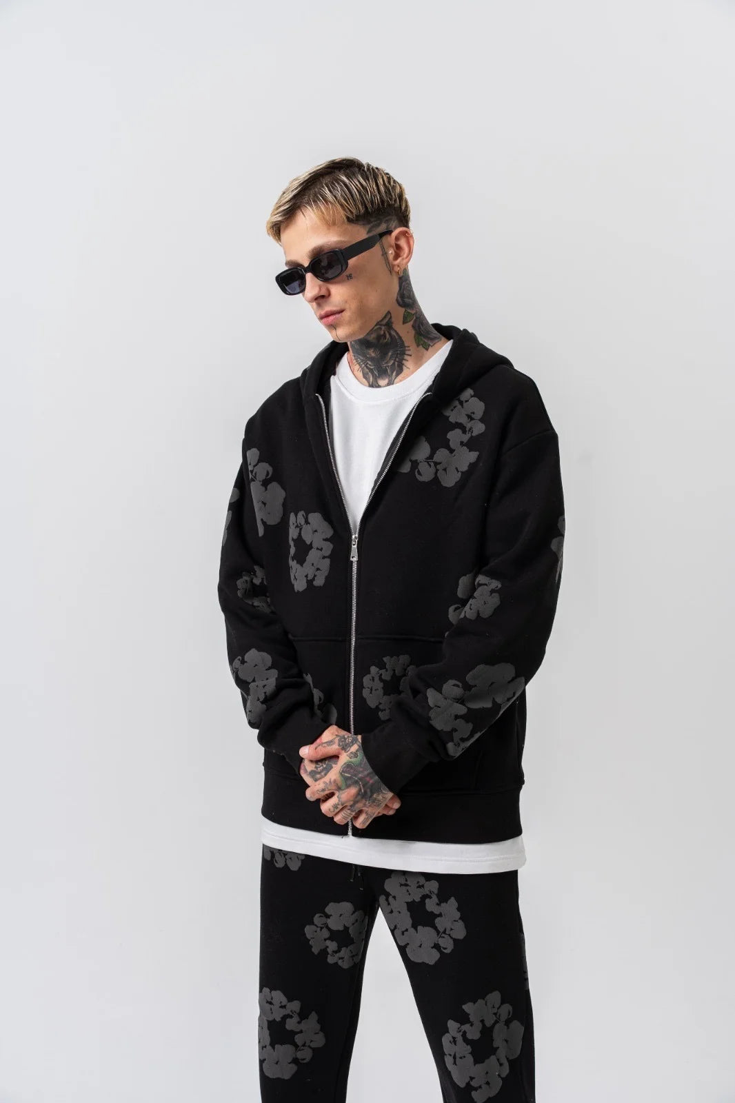 Ensemble jogging à FLEURS veste à capuche et pantalon Noir / Anthracite | Lyon