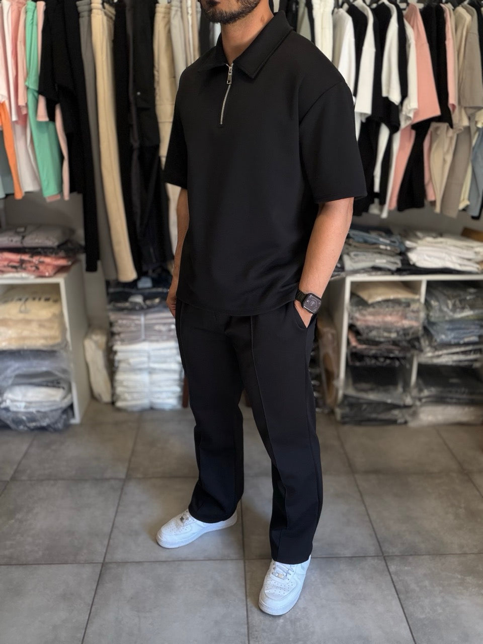 Ensemble oversize Polo demi-manche zippé Pantalon coupe droite noir YOTA | Lyon