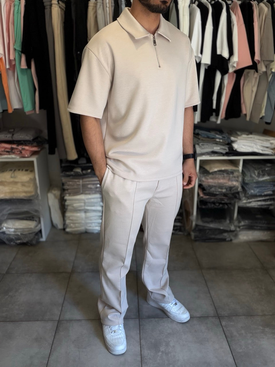 Ensemble oversize Polo demi-manche zippé Pantalon coupe droite beige YOTA | Lyon
