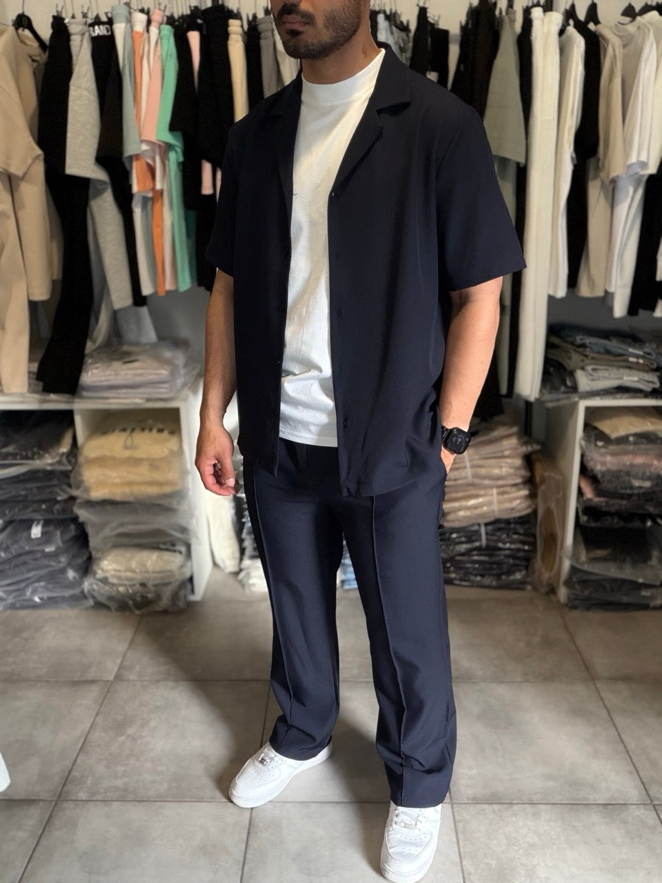 Ensemble chemise demi-manche Pantalon coupe droite bleu marine YOTA | Lyon